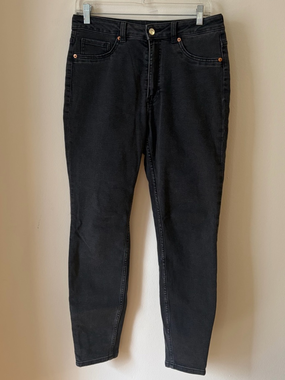 High Waisted Skinny Jeans in Washed Black